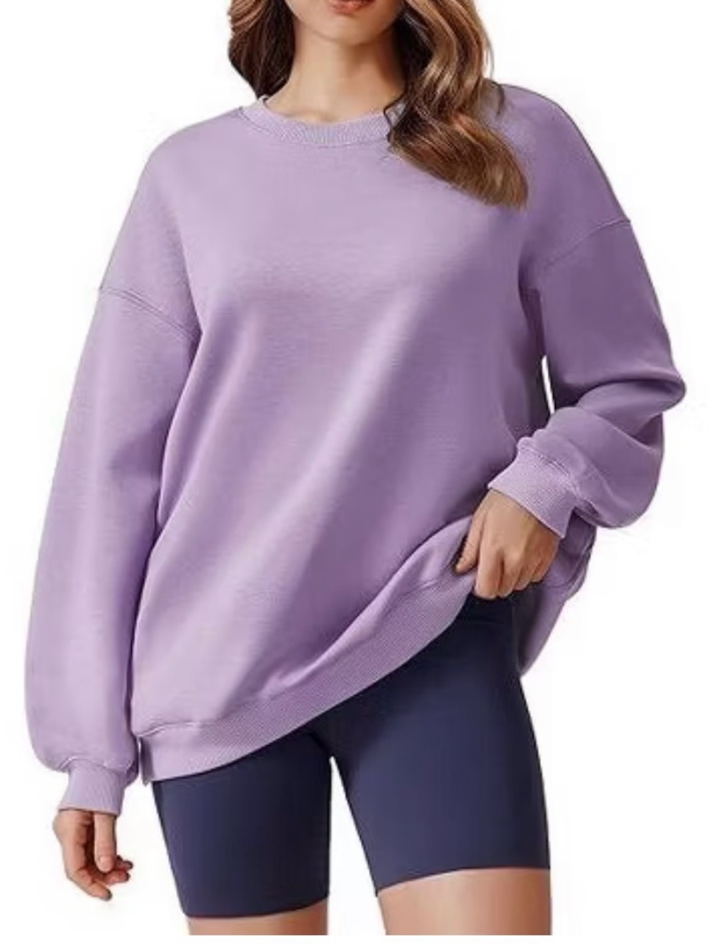 160.) Like New / Lavender Crewneck Women's Sweatshirt Pullover - Fleece Interior